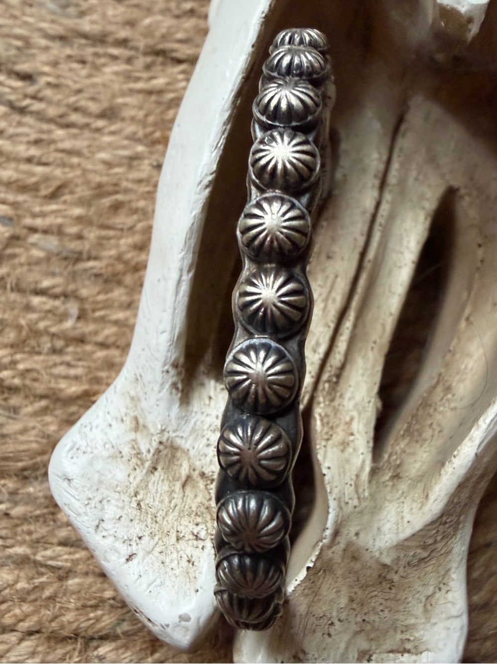 Navajo handmade Sterling Silver Concho star burst cuff Bracelet - Silver